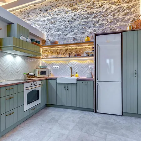 The Botzos - Terracotta & Olive Apartament *