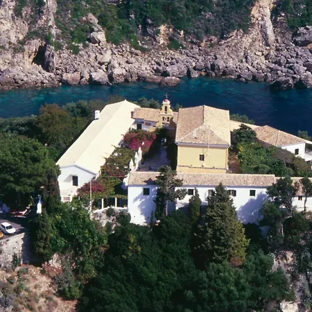 The Botzos - Terracotta & Olive * Doukádes