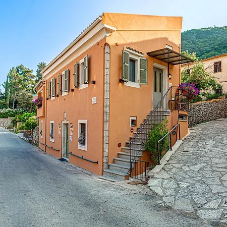 Apartment The Botzos - Terracotta & Olive *