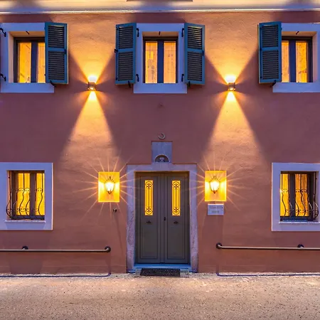 Apartment The Botzos - Terracotta & Olive Doukádes